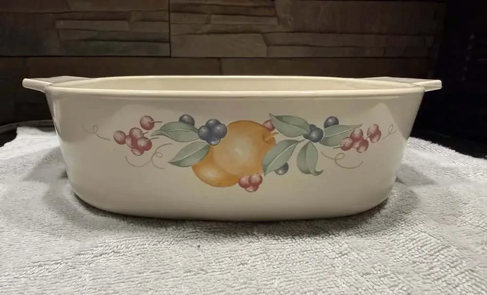 CorningWare A-2-B 2L Harvest Fruit Casserole